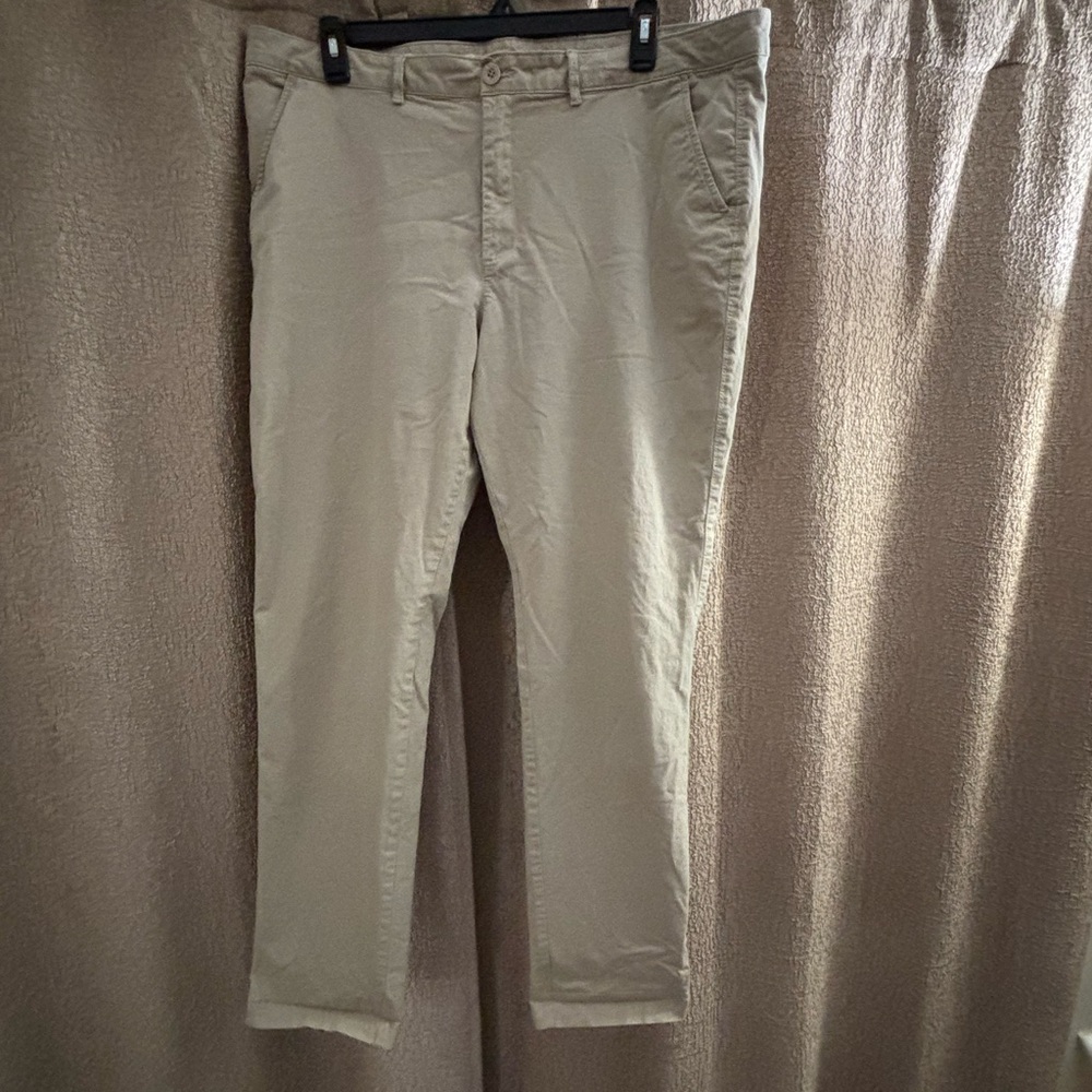 Eddie Bauer Women’s Khaki Chinos